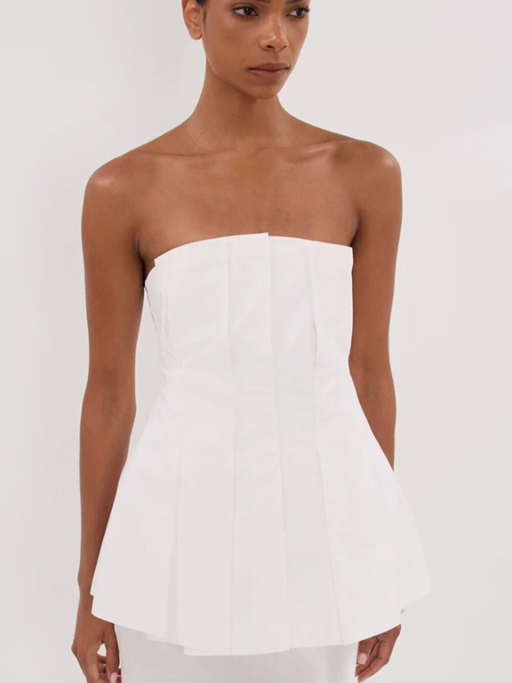 DISSH NWT Lilly White Pleated Strapless Top Size USA 6